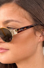 Otra Eyewear Echo Gold Tortoiseshell Round Sunglasses Image