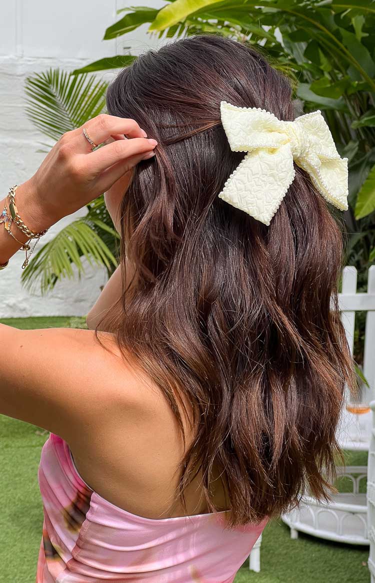 Penelope Cream Bow Hair Clip Image