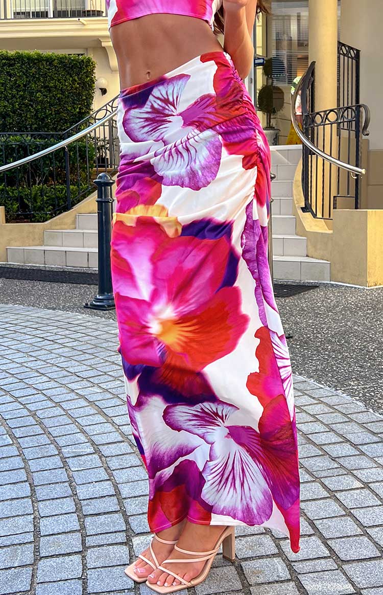 Romantic Rose Pink Floral Print Maxi Skirt Image