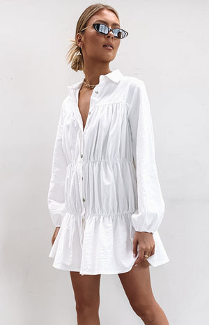 https://files.beginningboutique.com.au/20201113+-+Theodosia+Tiered+Long+Sleeve+Dress+White.mp4