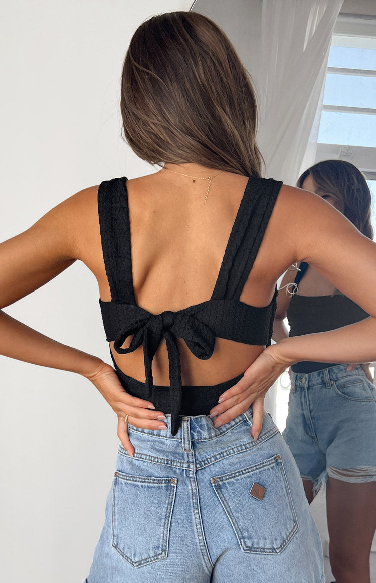 Vida Black Bow Top