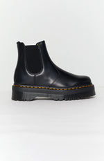 Dr. Martens 2976 Quad Chelsea Boot Black Image